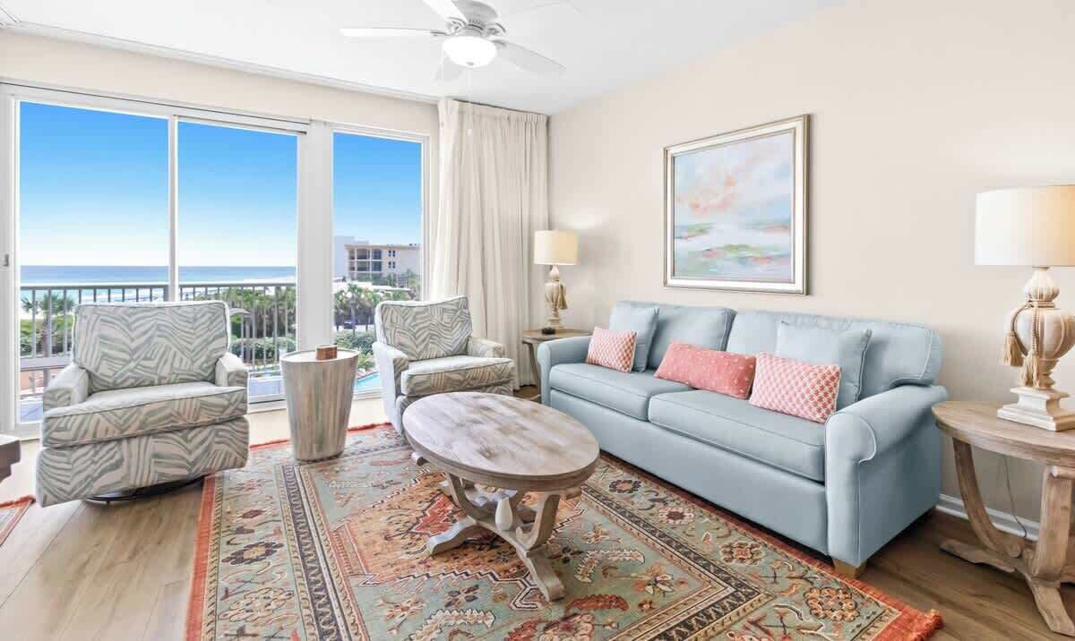 Photo of Livingroom in Miramar
