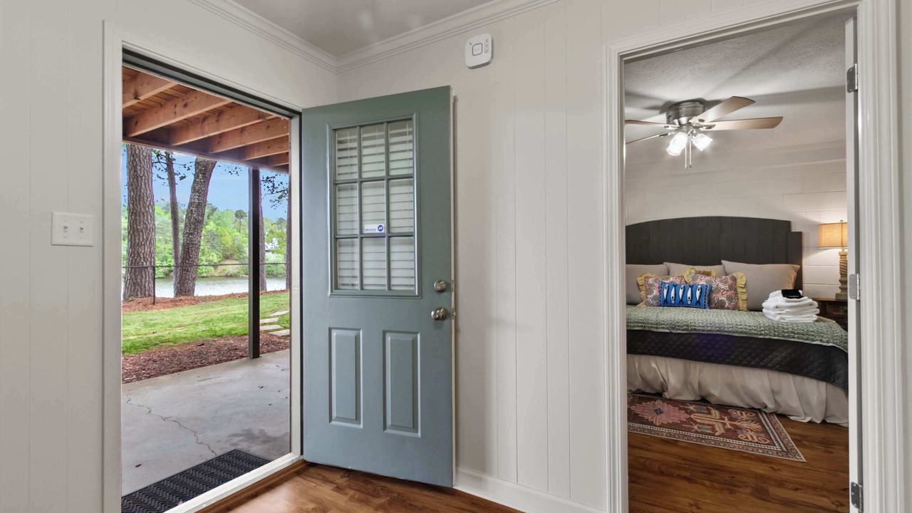 Photo of Bedroom in Northport