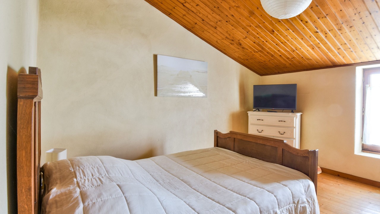 Photo of Bedroom in La Gueriniere