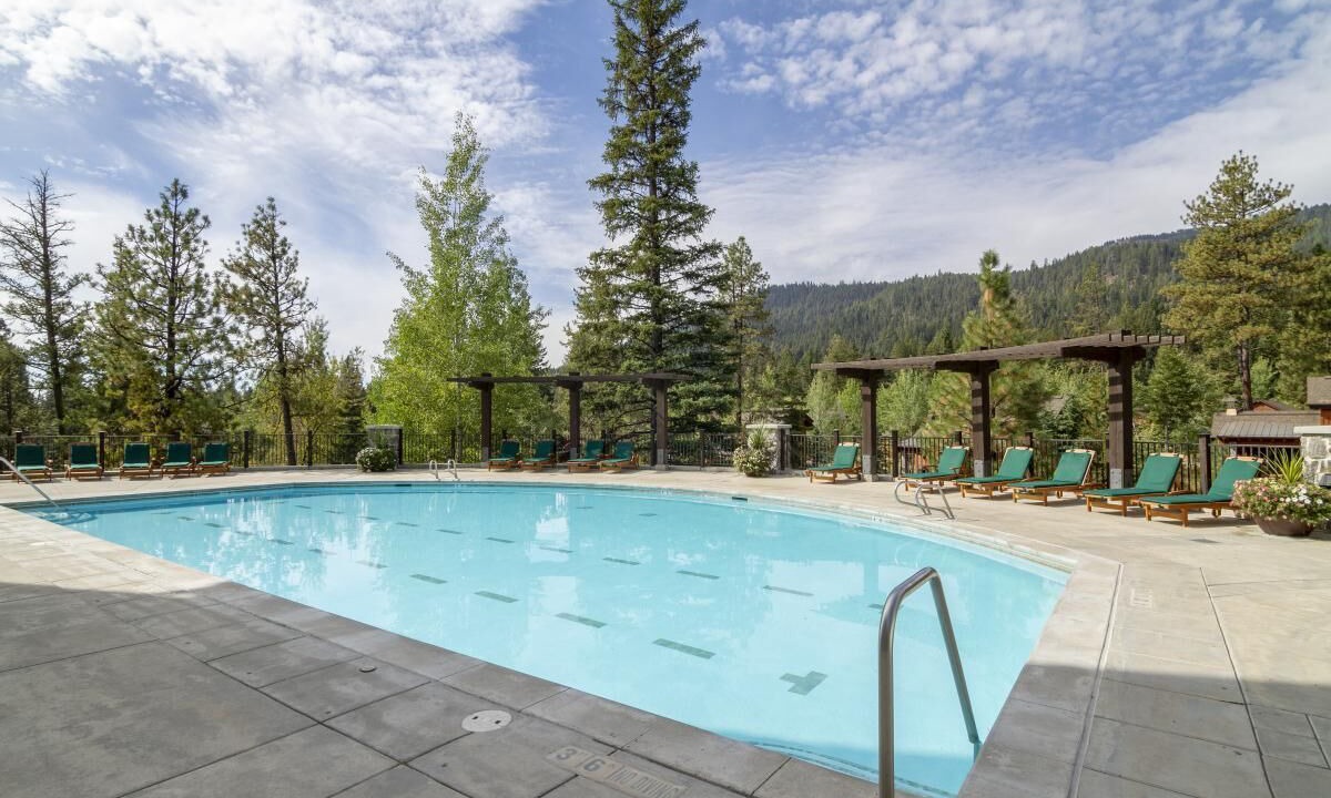 Photo of Outdoor in Tamarack