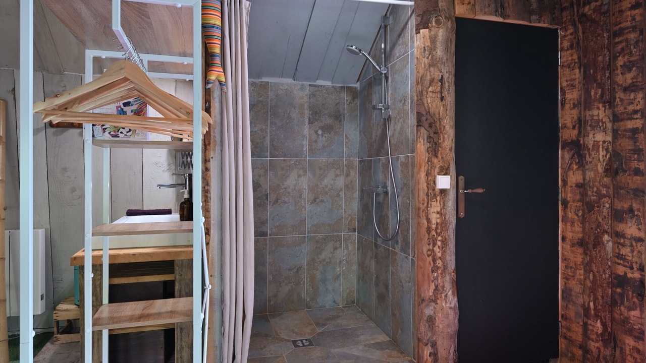 Photo of Bathroom in Arrien-en-Bethmale