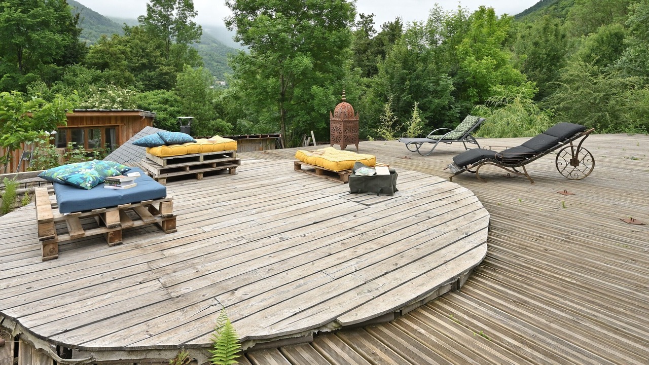 Photo of Patio Balcony in Arrien-en-Bethmale