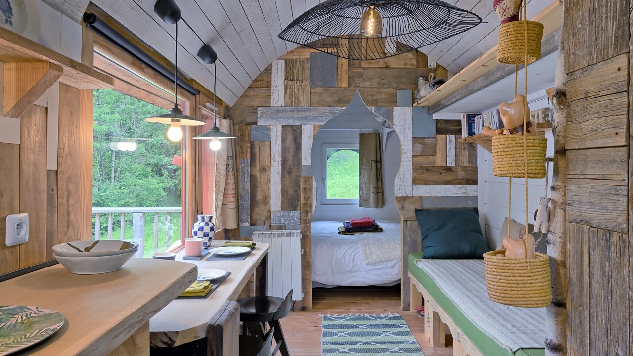 Photo of Bedroom in Arrien-en-Bethmale