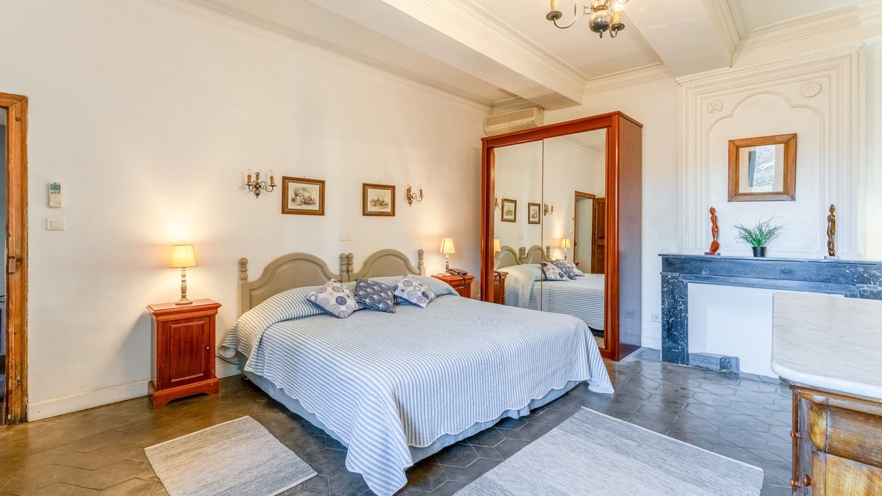 Photo of Bedroom in Collias