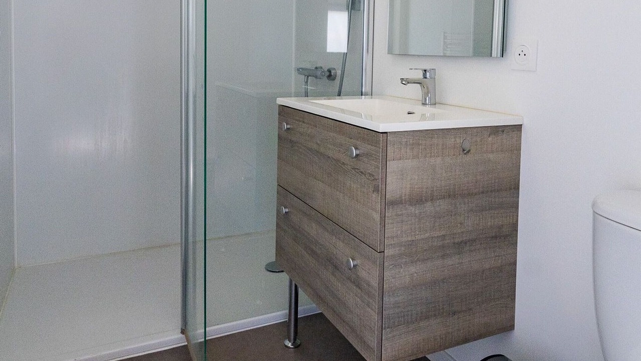 Photo of Bathroom in Saint-Christophe-la-Couperie