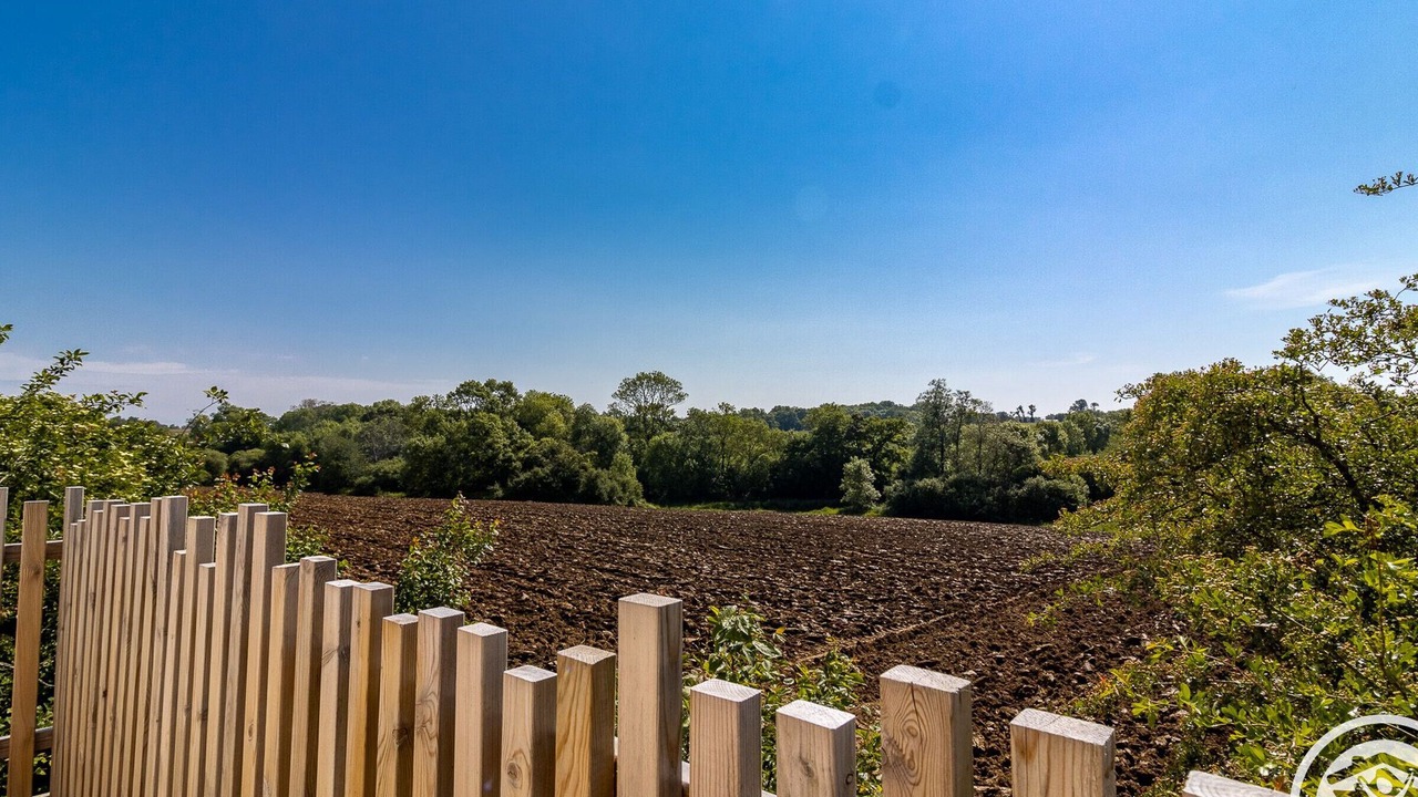 Photo of Outdoor in Saint-Christophe-la-Couperie