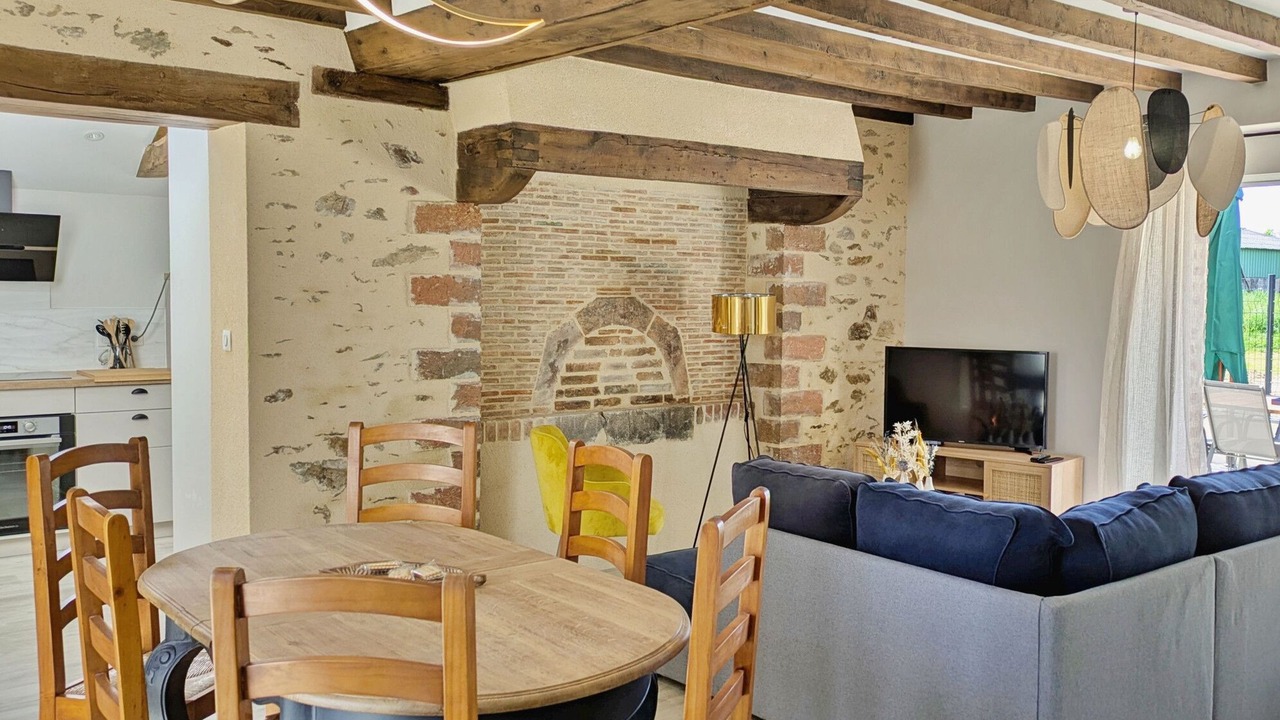 Photo of Others in Ampoigne