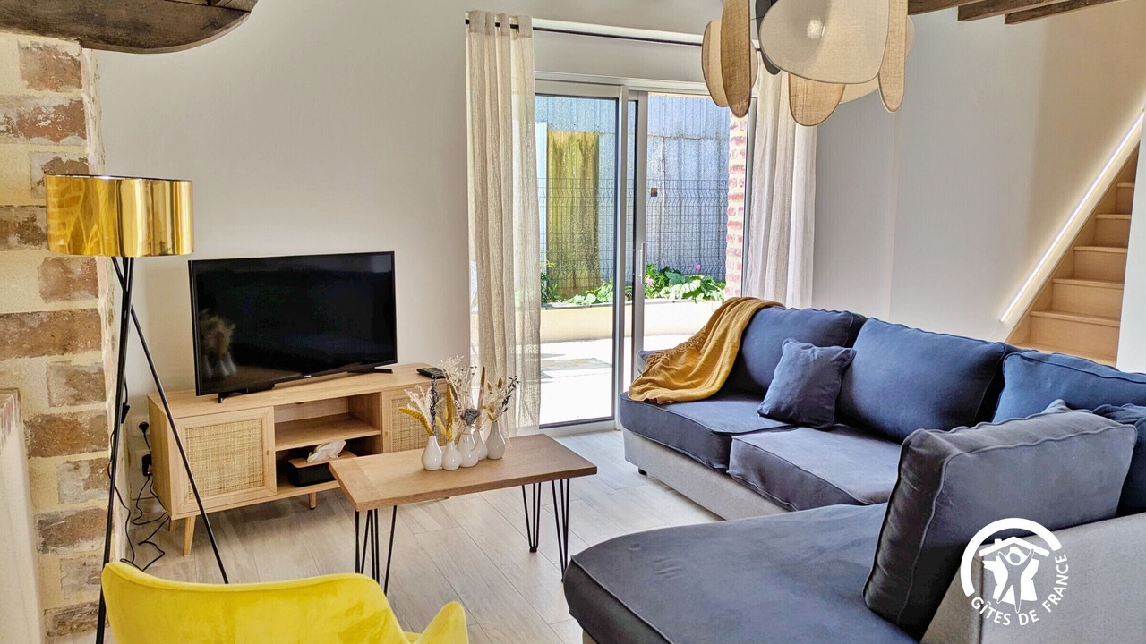 Photo of Livingroom in Ampoigne