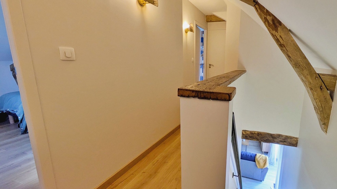 Photo of Others in Ampoigne