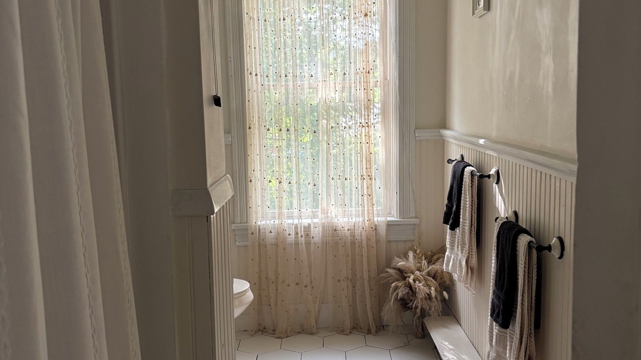 Photo of Bathroom in Saugerties South