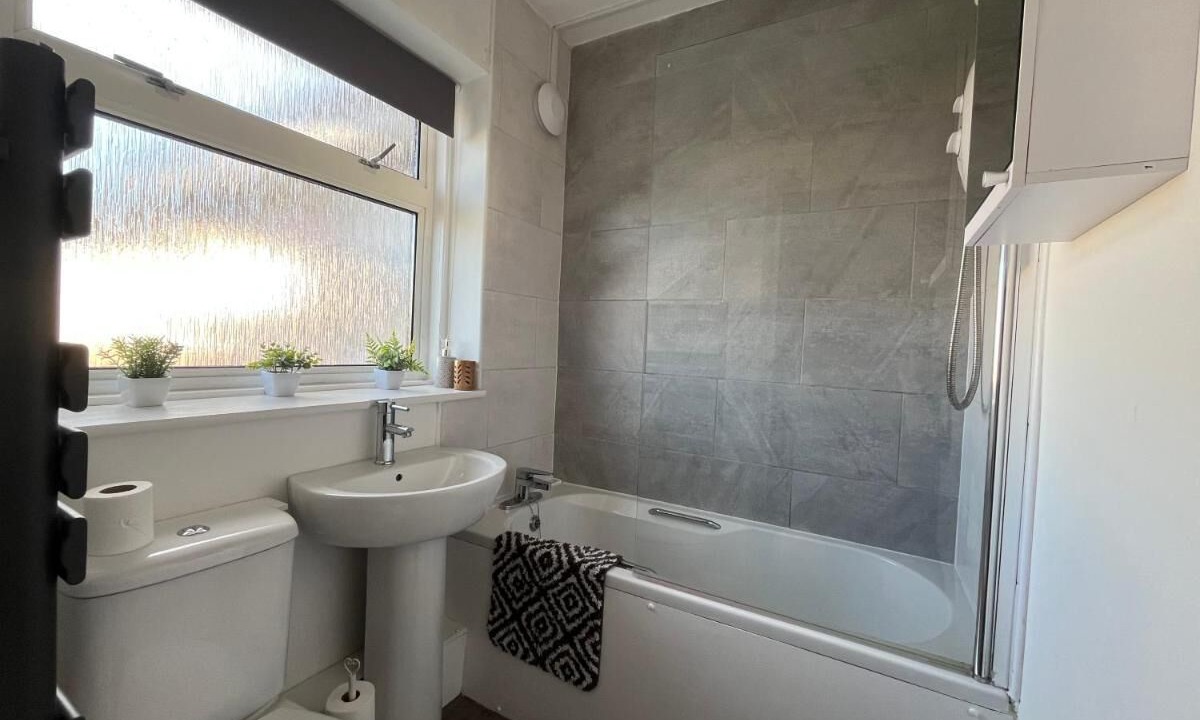 Photo of Bathroom in Cowpen