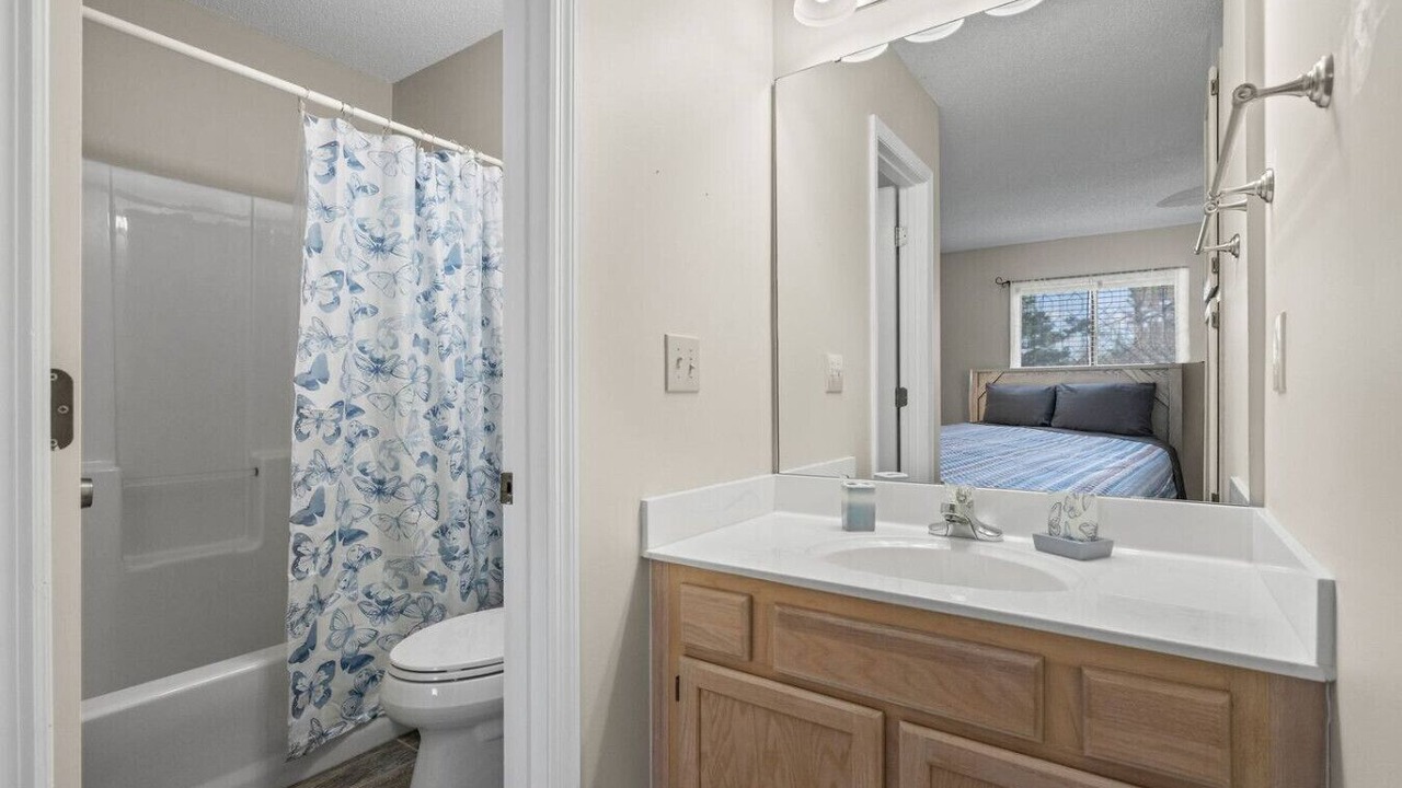 Photo of Bathroom in Little River