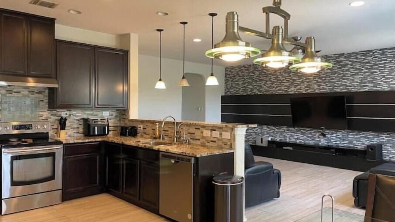 Photo of Kitchen in Far North Central