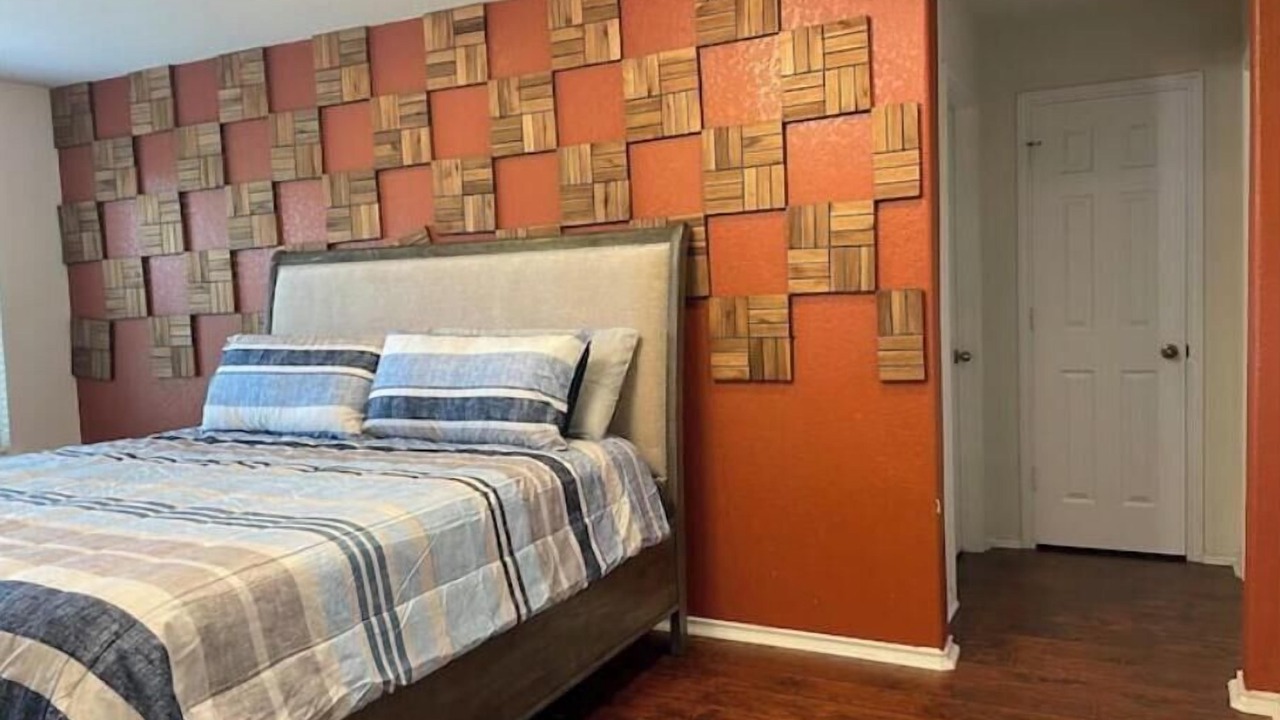 Photo of Bedroom in Far North Central