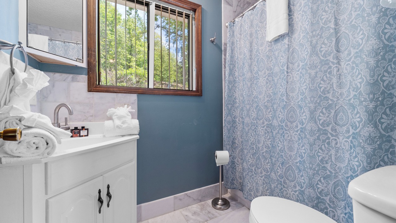 Photo of Bathroom in Camdenton