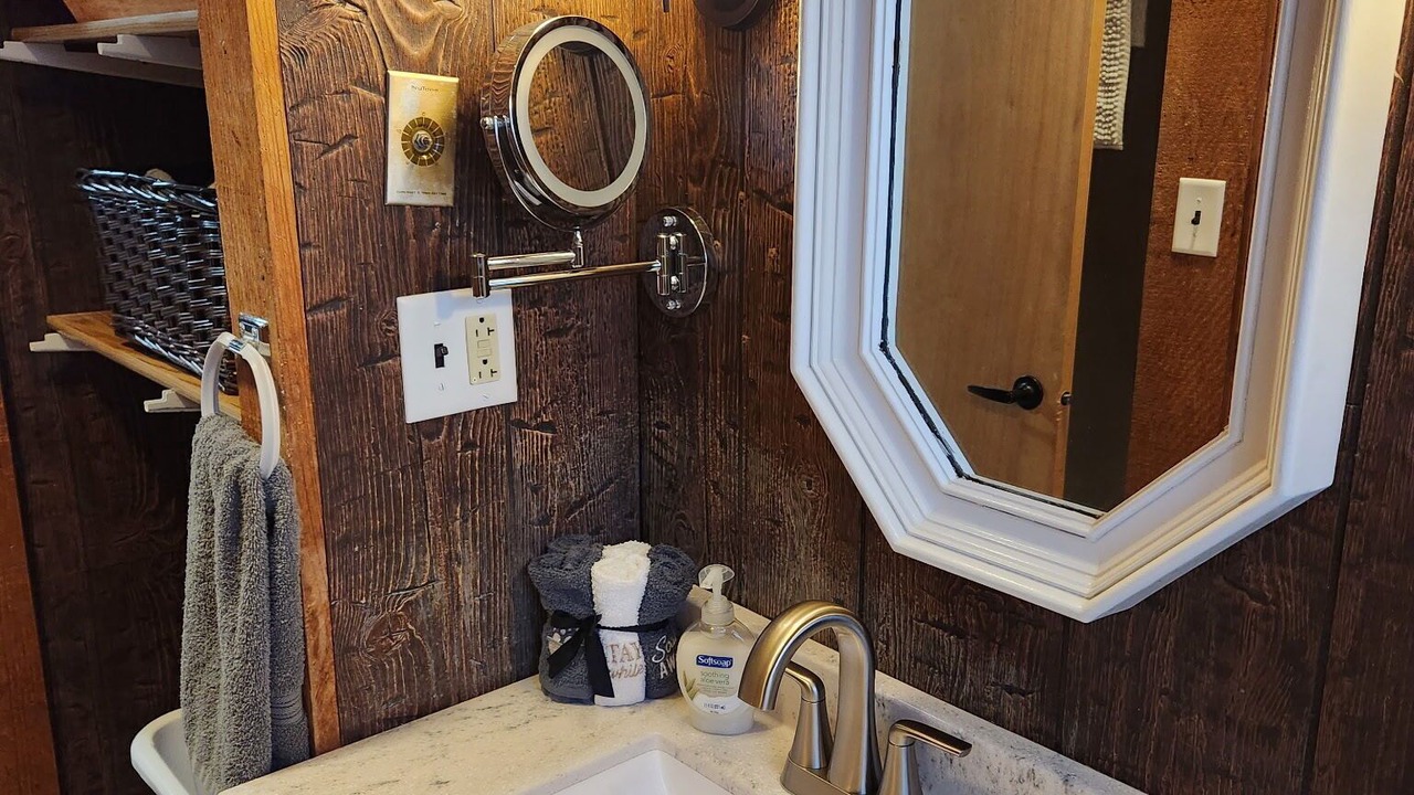 Photo of Bathroom in Marshalltown