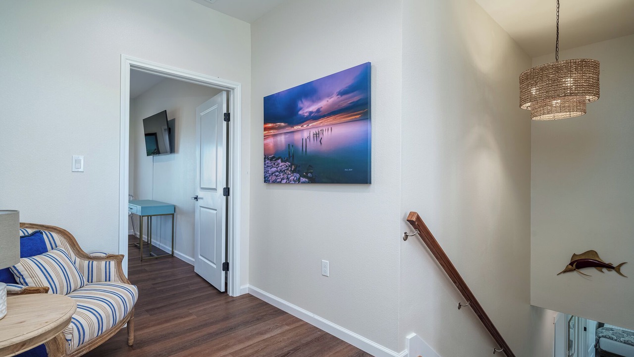 Photo of Livingroom in City-by-the Sea