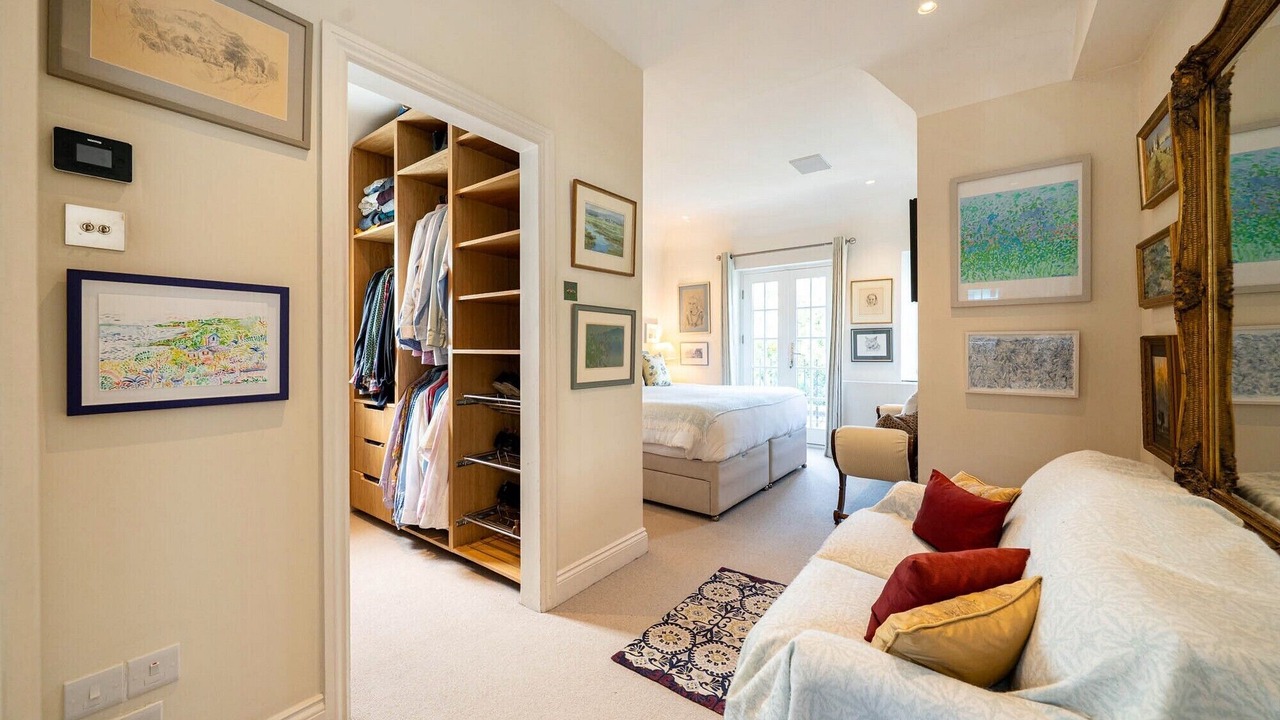Photo of Bedroom in Wandsworth Common