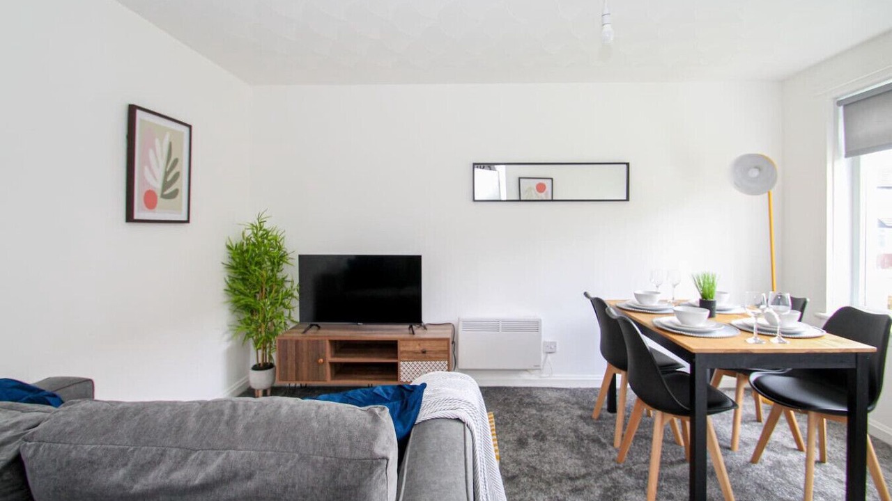 Photo of Livingroom in Motherwell