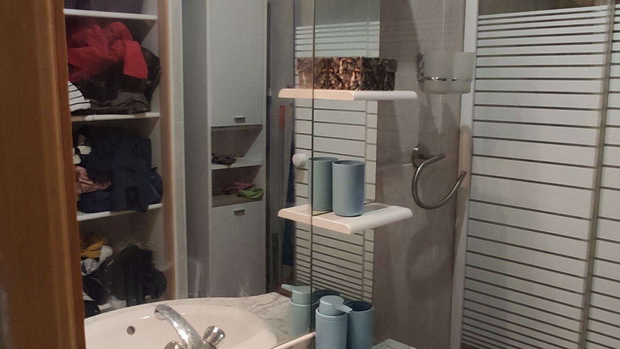 Photo of Bathroom in Port-Vendres