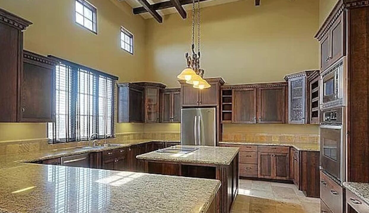 Photo of Kitchen in Rio Verde Foothills