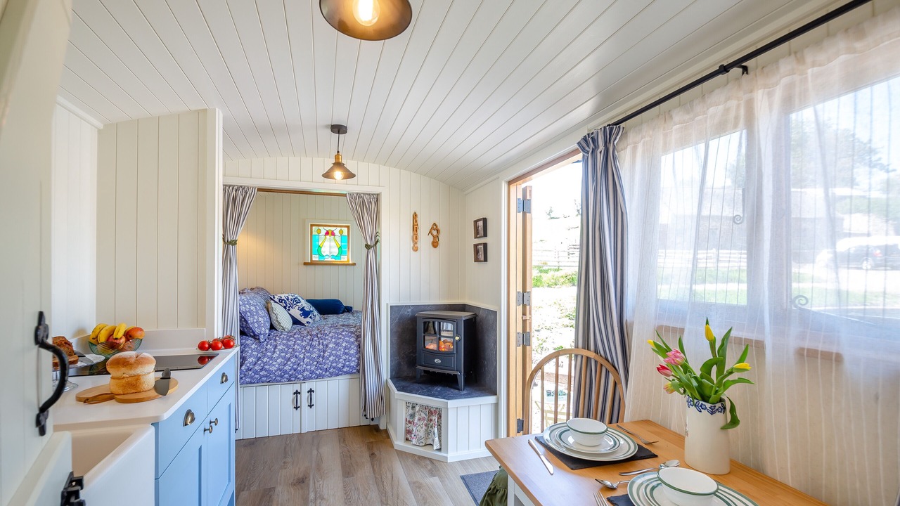 Photo of Bedroom in Llannefydd