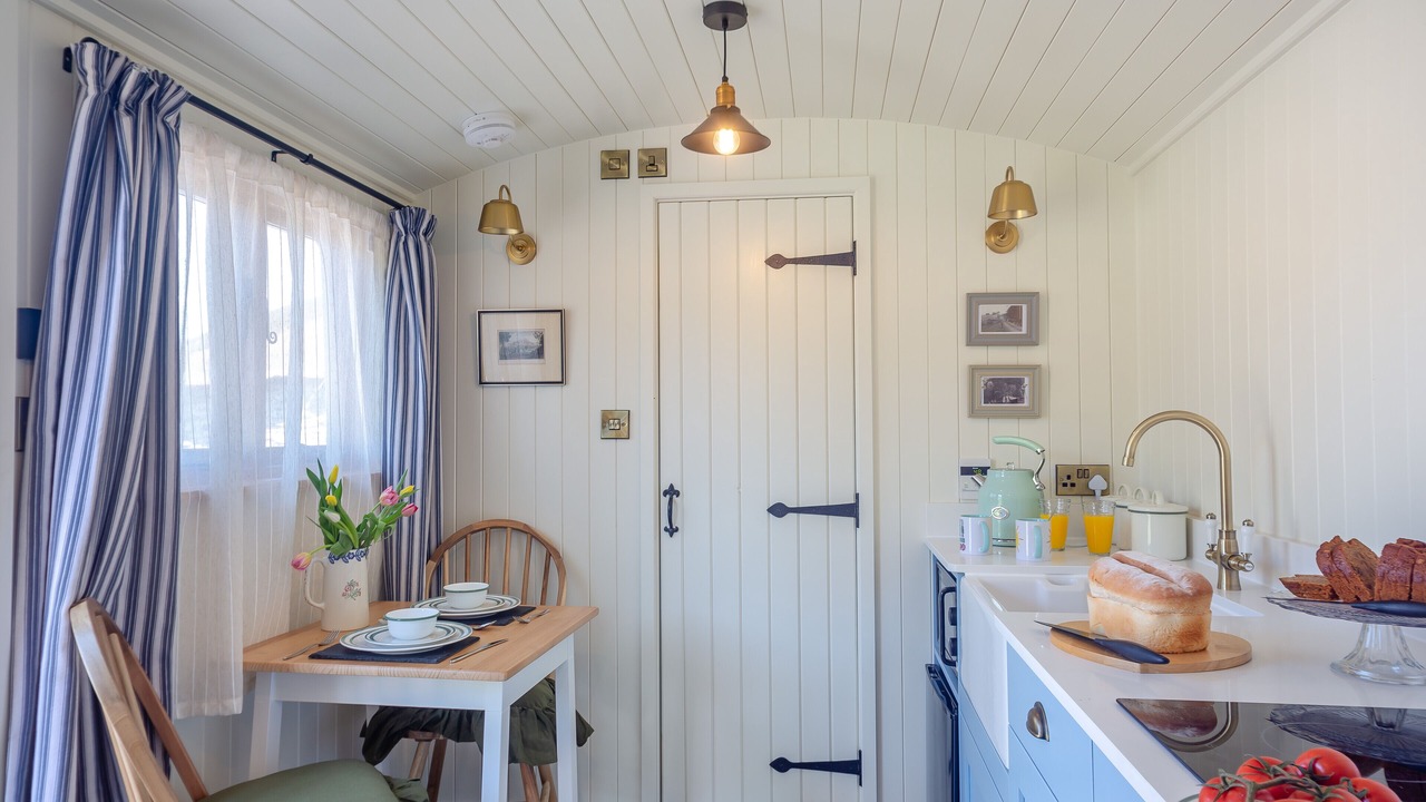 Photo of Kitchen in Llannefydd