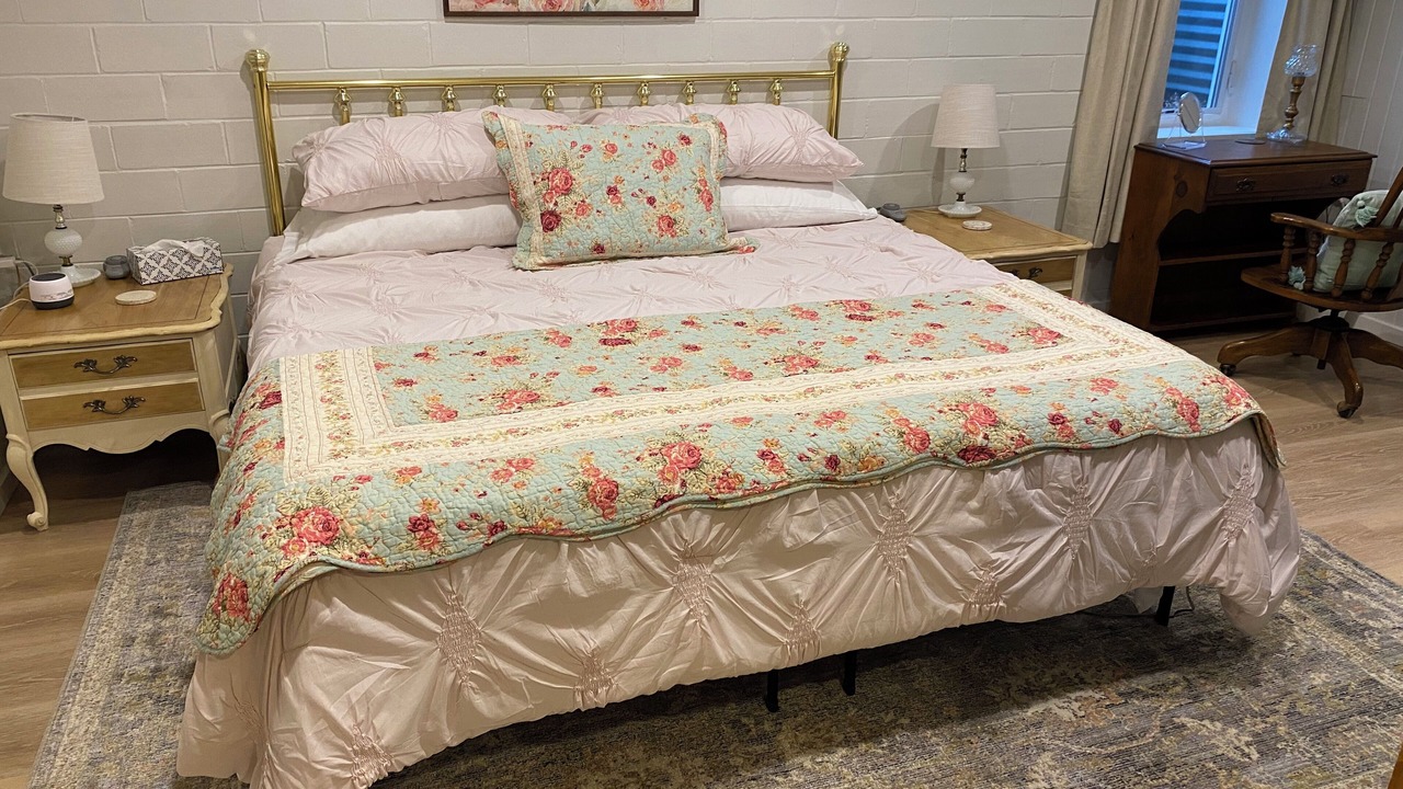 Photo of Bedroom in Pella
