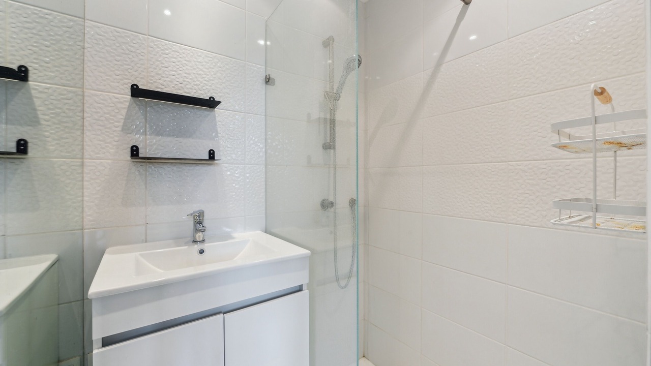 Photo of Bathroom in Parchamp–Albert Kahn