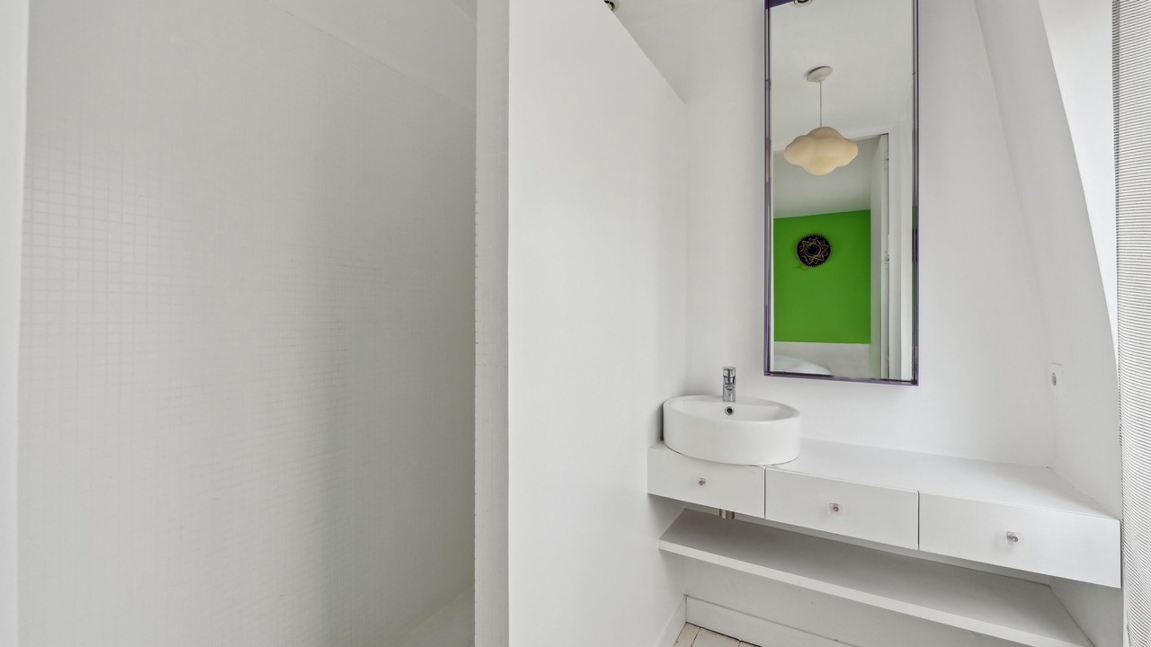 Photo of Bathroom in Parchamp–Albert Kahn