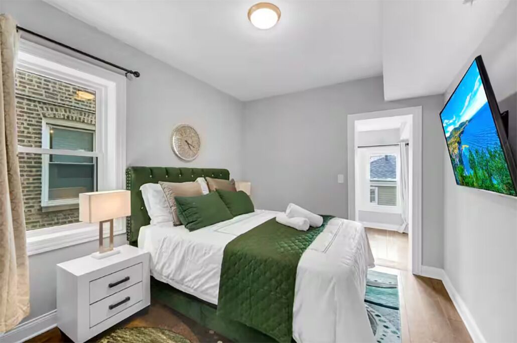 Photo of Bedroom in Forest Park