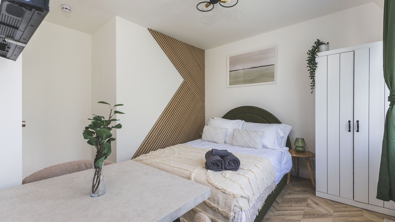 Photo of Bedroom in Highbury