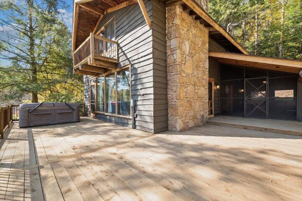 Photo of Patio Balcony in Champion