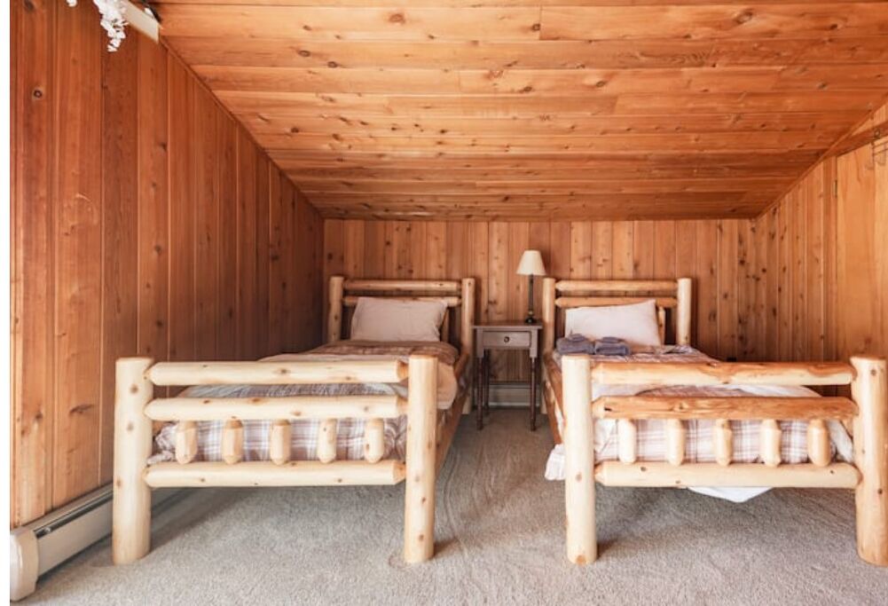Photo of Bedroom in Champion
