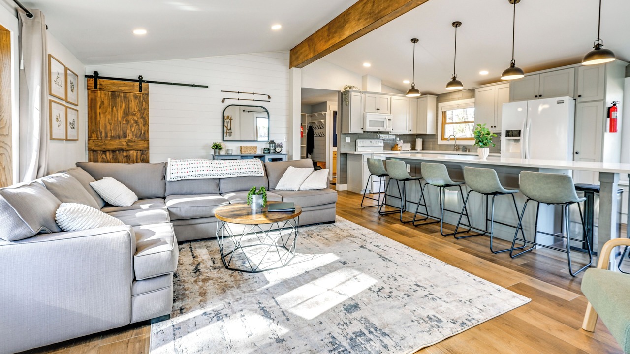 Photo of Livingroom in Nekoosa