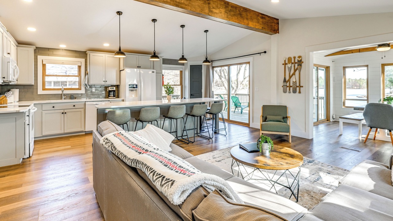 Photo of Livingroom in Nekoosa