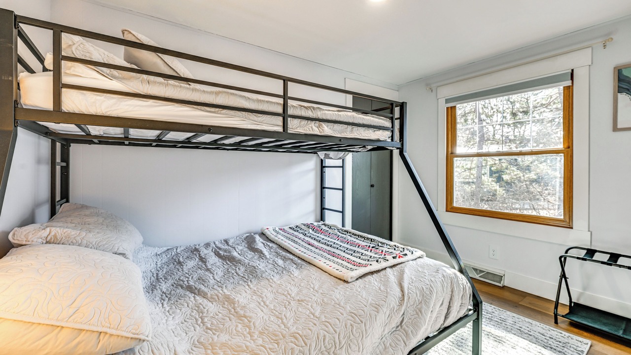 Photo of Bedroom in Nekoosa
