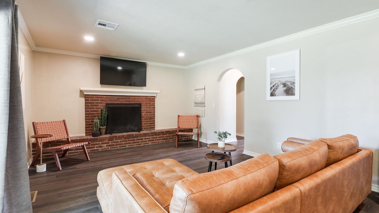 Photo of Livingroom in Central Oklahoma City