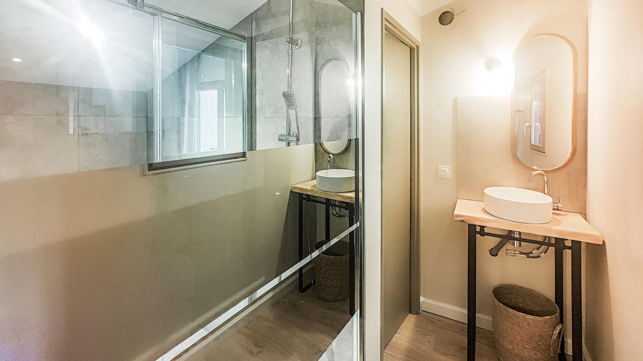 Photo of Bathroom in Quarante