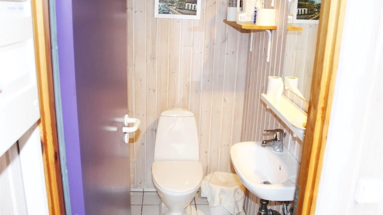 Photo of Bathroom in Næs