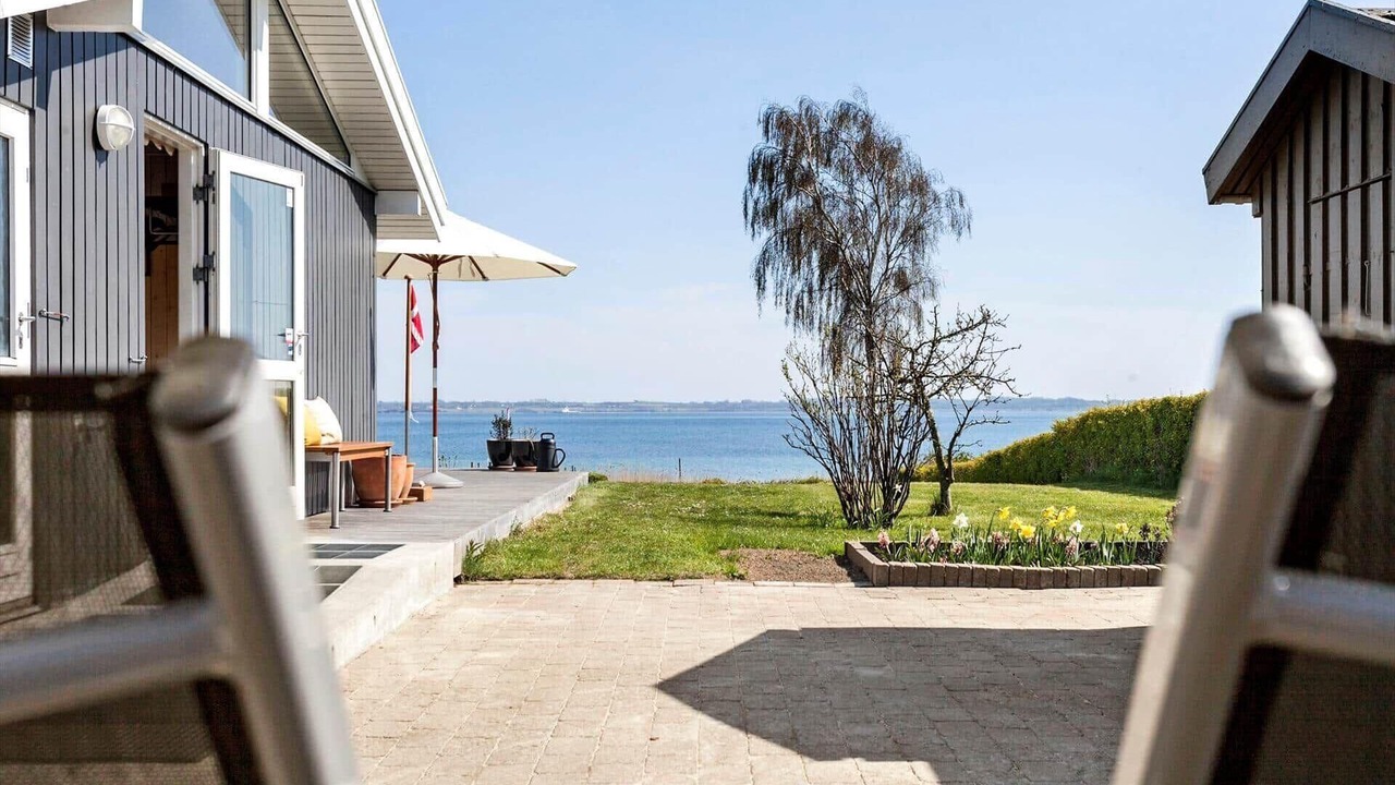 Photo of Patio Balcony in Helnæs By