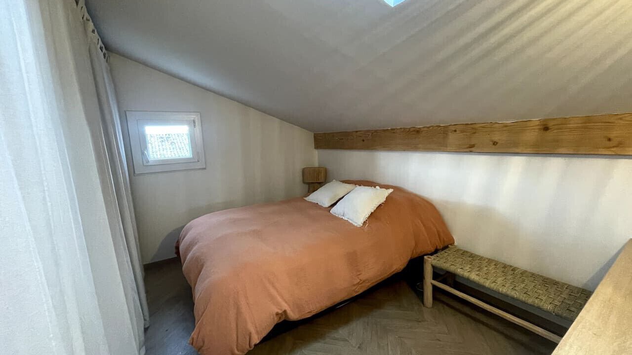 Photo of Bedroom in Eyguieres