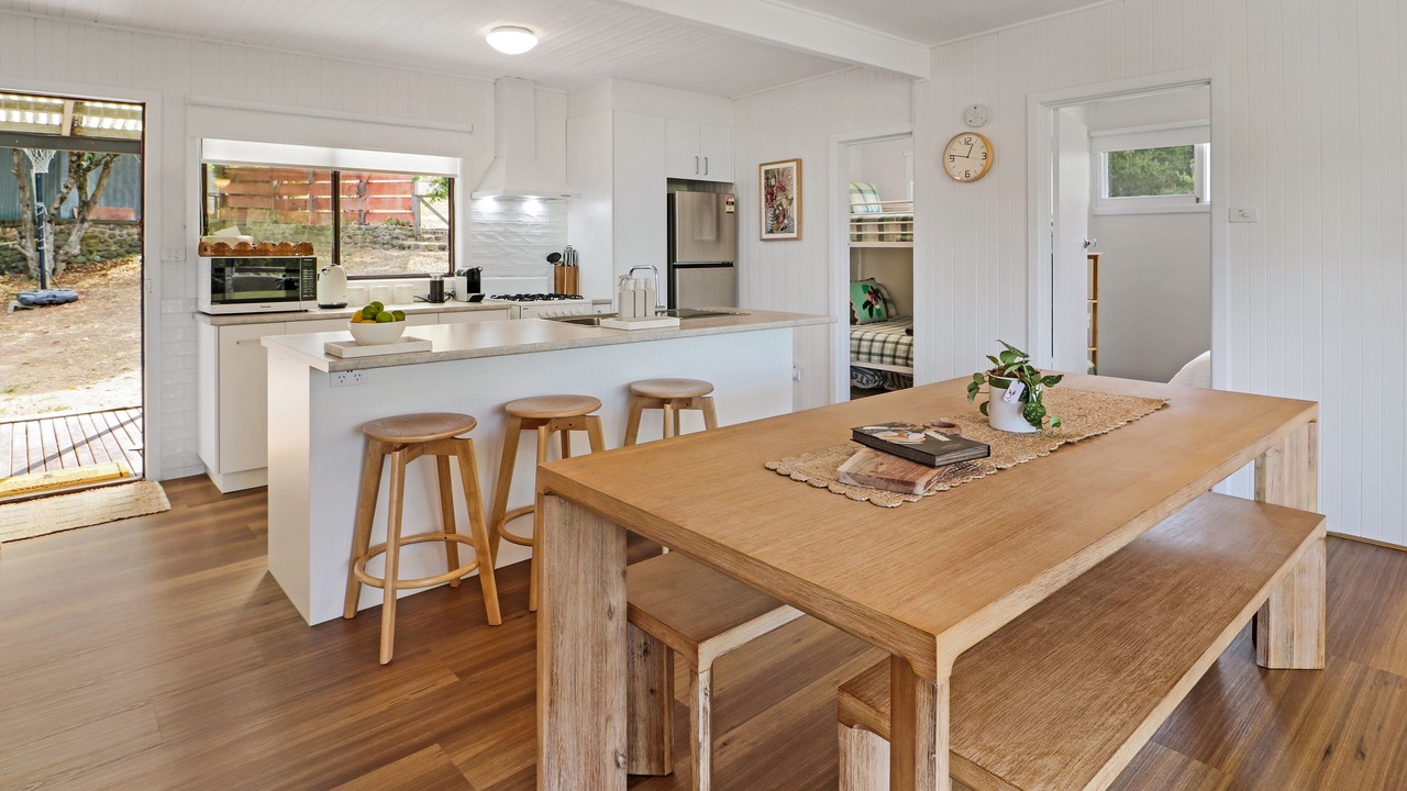 Photo of Others in Goughs Bay