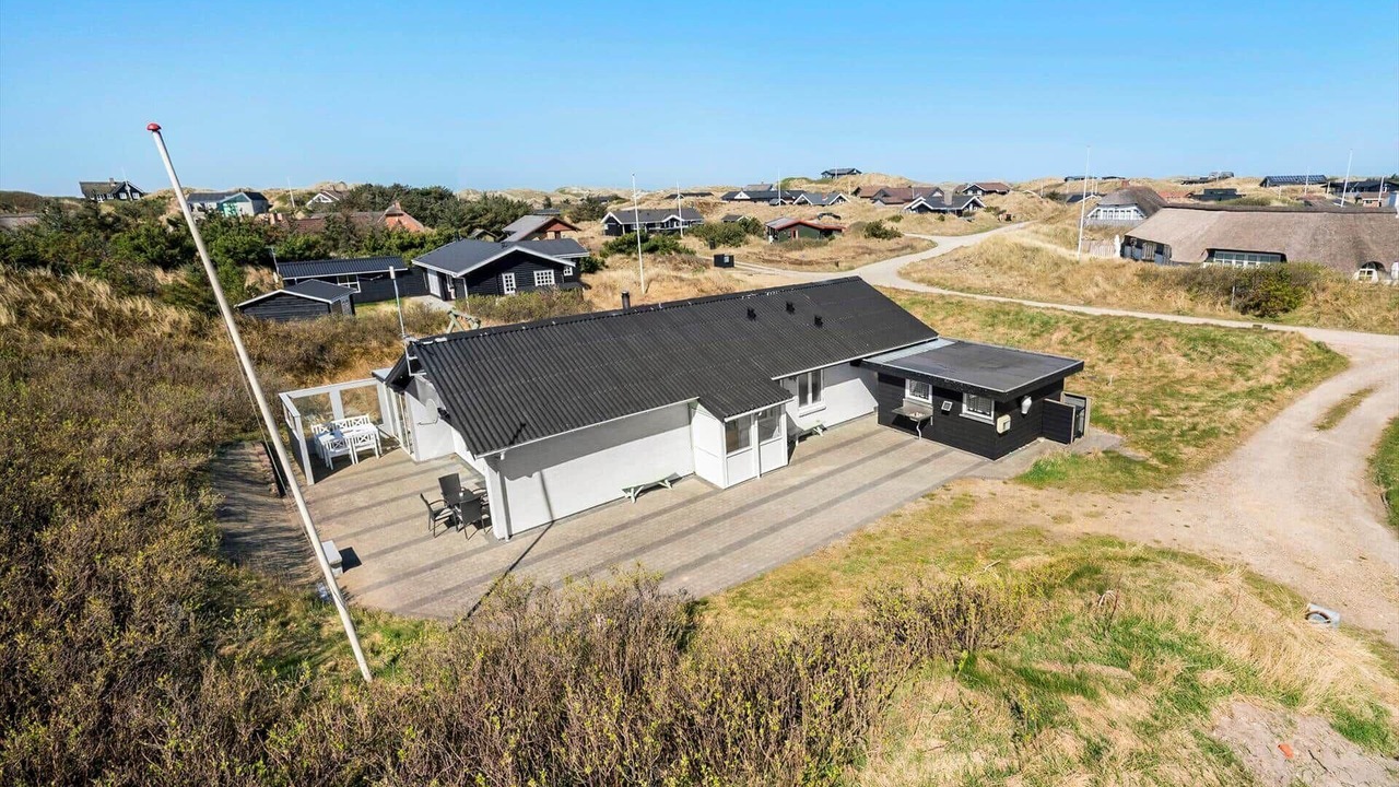 Photo of Outdoor in Houvig Strand