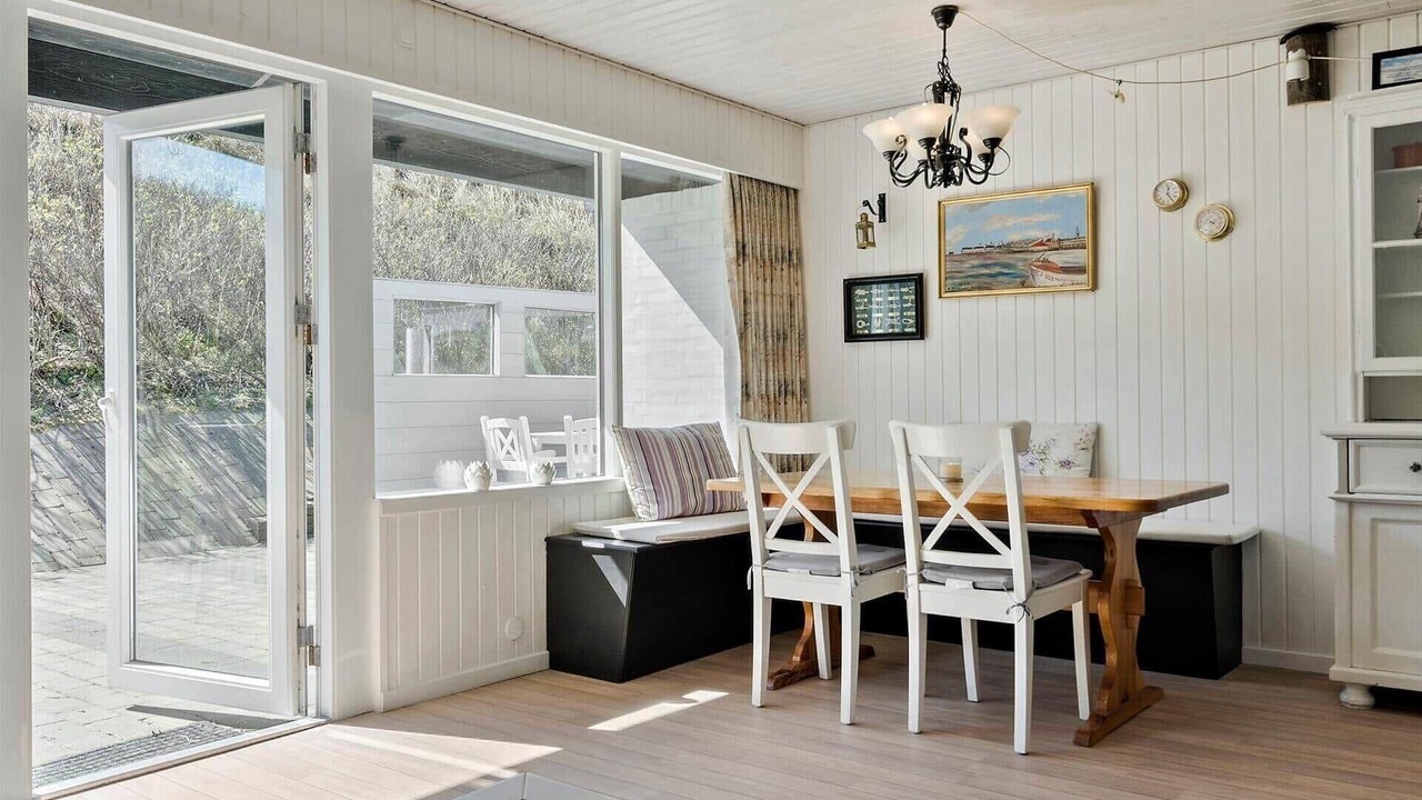 Photo of Others in Houvig Strand