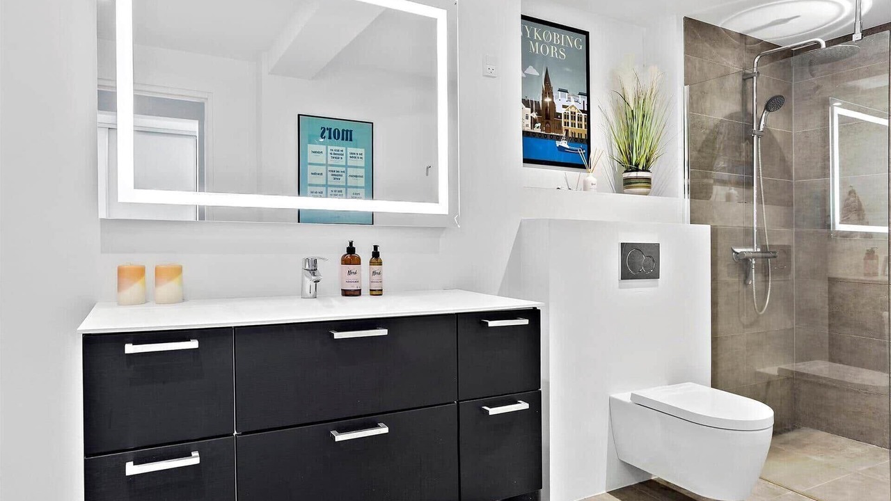 Photo of Bathroom in Nykobing Mors
