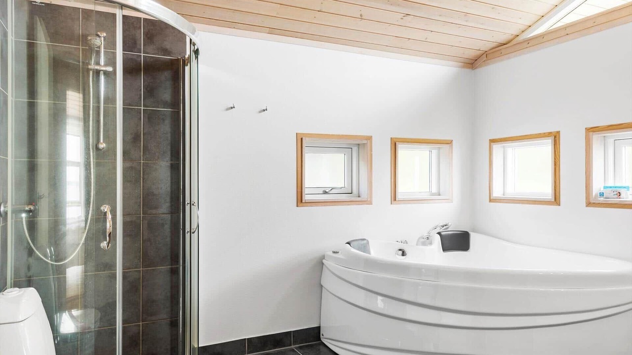 Photo of Bathroom in Ronbjerg