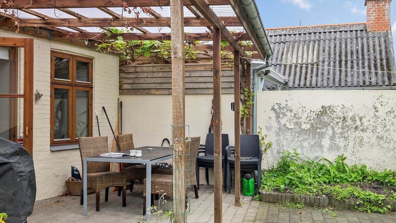 Photo of Outdoor in Logstor