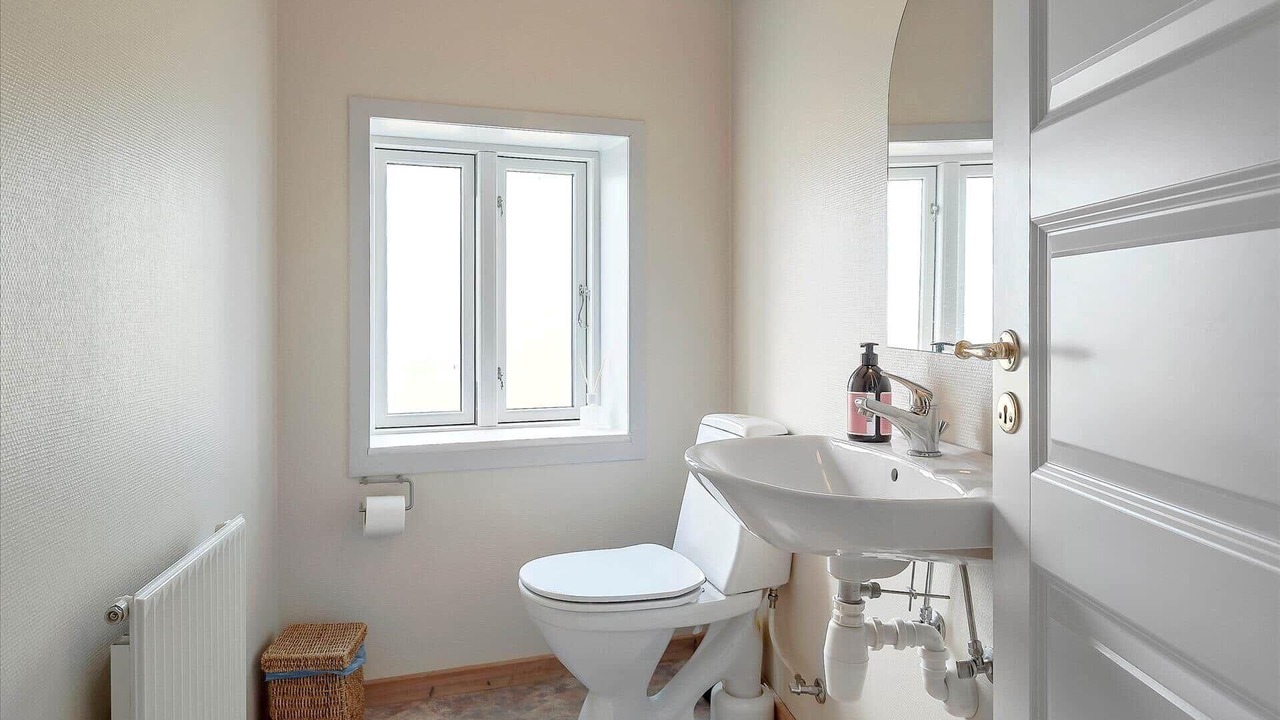 Photo of Bathroom in Logstor