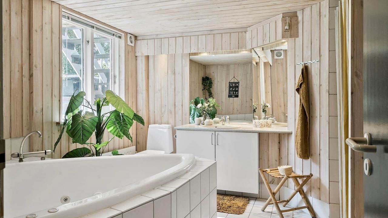 Photo of Bathroom in Oddesund Syd